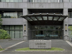 緯創股價下跌原因？外資先倒貨1萬張…何時能站穩200元？股市老手：先等「這數據」公布再進場