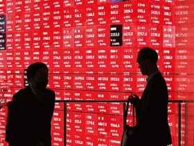 AI半導體行情降溫  銀行、電子零組件、消費股接棒  日本股市後勢看俏 專家估年底上看7.5萬點