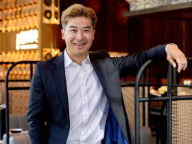吉野家把美國市場全交給他！44歲台灣拉麵王揭轉型大計：把便宜牛丼變升級版日料，能改寫50年經營困局？