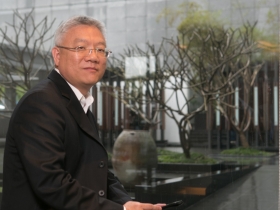 陳學群、廖信伶為自己拚身價