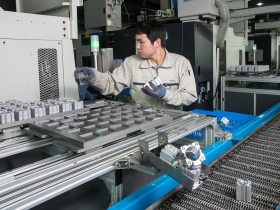 台股「三王」之外  還有哪些優質部隊？布局好股衝萬點  法人強力加碼這8檔