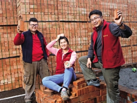 轉型搏生機》淨利率剩五％  日豐窯業如何賺觀光財 七年級生救家業  燒磚也能當遊樂場