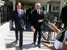 台灣最悍》外資深入解讀  郭董非贏不可的一場戰爭 股價重返百元  鴻海購併之路的下一步