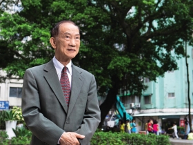 青光眼藥之父邱春億  81歲繼續挑戰糖尿病眼疾 什麼都敢、什麼都學  就是我的人生解藥