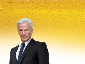 打造啤酒帝國  百威英博3.5兆現金兆豪娶美樂  巴西購併王「六千倍成長」傳奇