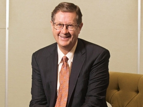 羅伯特：平凡人想的是薪水  有錢人看的是利潤  「富爺爺」教你財富翻倍思考術