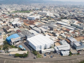 有種精神叫打鐵！黑手也能稱霸世界