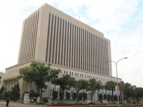 股市反應冷淡  刺激效果被看衰 央行「無感降息」的弦外之音