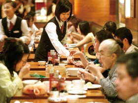 GDP保二破功  國內百業蕭條可比金融海嘯