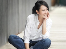 藝人劉若英  獨處圓滿自己的缺口 從單身教主變心軟喵媽  三人世界她這樣相處