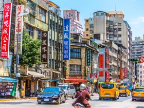 政策檢討》法規過時、荒謬  再「便宜」也沒人想來 8大「路障」卡死自己  錢和人統統進不來