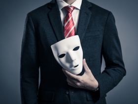 惟有誠實面對自己 才能推動台灣繼續前進！ 假面台灣