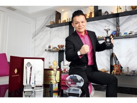 王鴻銘從住五坪鐵皮屋 到月入三百萬傳銷天王 他憑「空杯哲學」複製十萬強將