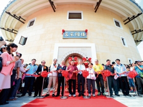 評鑑露破綻！ 年年舉債討好選民 公務員薪水卻遲發 一個五星級縣長 把苗栗搞到快破產