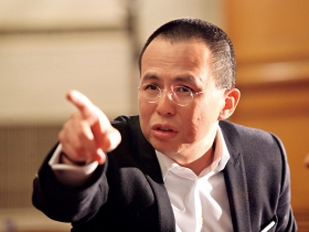 亞視關門在即 李嘉誠次子躍升港媒霸主