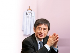 一個小兒科醫生，為何能變成台灣最強CEO？