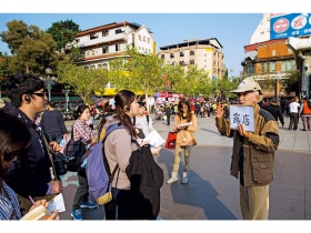 艋舺「阿強」走過遊民困境 學導覽找回自信 他的街遊課 讓台大教授也驚豔