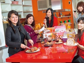 耐磨供應商》別人學不會的獨門生意 耗八個月調配方 產品才能上架