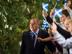 給人民決定命運的機會 薩孟德