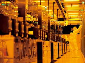 四大名師圓桌論壇 解讀緩復甦、低油價下的局勢 二○一五全球經濟走勢 關鍵在美、中