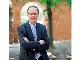 經濟觀點． 新科諾貝爾得主論證 可為年金、健保解套 提霍勒：不能將問題給政治家決定