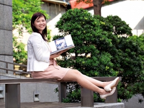 小資女艾蜜莉從存股達人變身聰明新娘 理財三堂課 搞定人生第一張大帳單