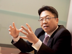 台灣之星總經理打價格戰 逼三大電信商面對 賴弦五：能打敗我的，只有我！