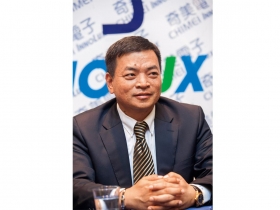 面板悍將入主中日新 許庭禎再上戰場