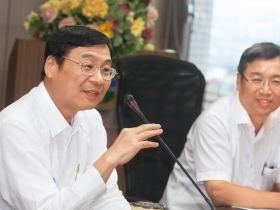 媒體愛報、散戶愛看 喊價卻常與短期股價走勢相反 外資目標價滿天飛 金管會怎麼管？