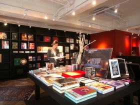 走進 Select shop 買世界