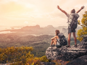 享受城市休閒的生活節奏 自信與時尚的冒險精神