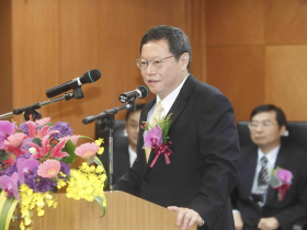 銀行局新官上任 詹庭禎用Line打開溝通大門