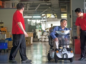 劍麟》專打鋼管 從衣架做到安全氣囊精密導管 比德國工匠還挑剔    雙Ｂ車安全都靠它