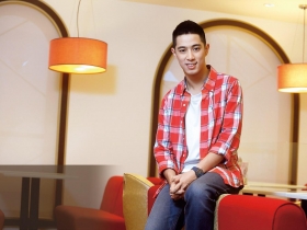 中國原創節目興起  吟詩誦詞也能紅 揭開「詩詞男神」張仲宇暴紅幕後