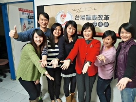 醫改前鋒張苙雲 為病友力爭知的權利 力行五％哲學 以俠女心推動醫療和諧