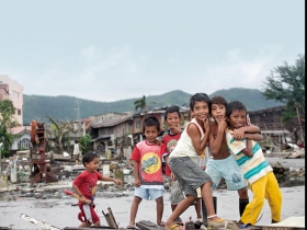 海燕風災70天後 深入菲國直擊慈濟救災的軟實力 用愛救回 瀕死的城市 