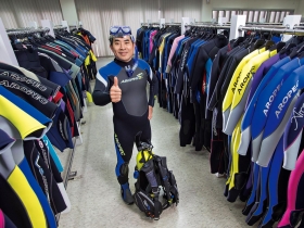 金鴻 靠電商平台成功扶植自有品牌 水上裝備揚名中東 拚出2.4億營收佳績