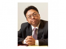 賴弦五接受專訪：「有些說法太沉重了！」４Ｇ開戰前 為何台灣大留不住他？