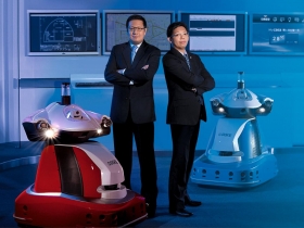 稱霸六年》不只是守衛 科技化服務涵蓋食衣住行 中興保全 要做生活的服務業