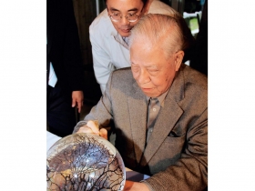 馬英九題「自求多福」 李登輝奉還「國泰平安」