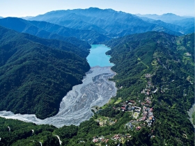 揪出幫兇》左手推開發案 右手簽環評 地方政府球員兼裁判 山林陪葬