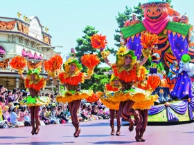 東京迪士尼吸客六億人次的經營魔法　日本振興觀光要　靠感動服務這一招