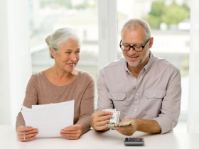 百歲人瑞數創新高 憂喜參半