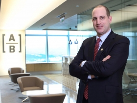 聯準會轉「鷹派」  衝擊債市、原物料、新興市場 國人最愛三大基金操盤手  這樣看升息