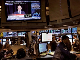 ＱＥ延退怎麼看》政爭風暴、美債泡沫、新興市場更動盪 柏南克決策逆轉 凸顯美國財政迫切危機