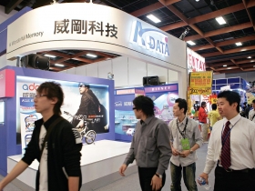 績優中小型股是台股最大亮點 小而美出頭天 十六檔吸金股出列