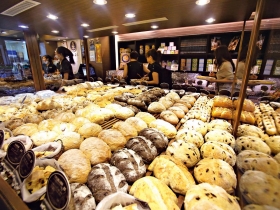 香的自保》拒買、手做 讓孩子認識原始的氣味 拒絕香精 從食、洗、聞、搽四類做起