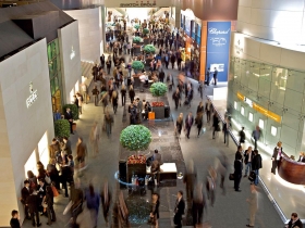 駕馭時間、跨越流行的競技場