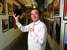 一生創作二十七部經典戲劇 五十八歲癌逝 李國修人生謝幕 燭光不滅照亮劇場