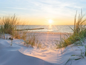 千金難買少年窮